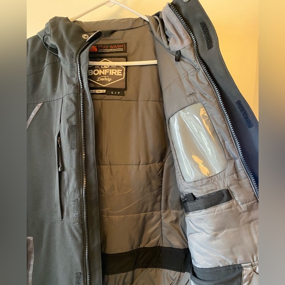 Bonfire women’s ski / snowboarder jacket size small in black - Picture 4 of 8